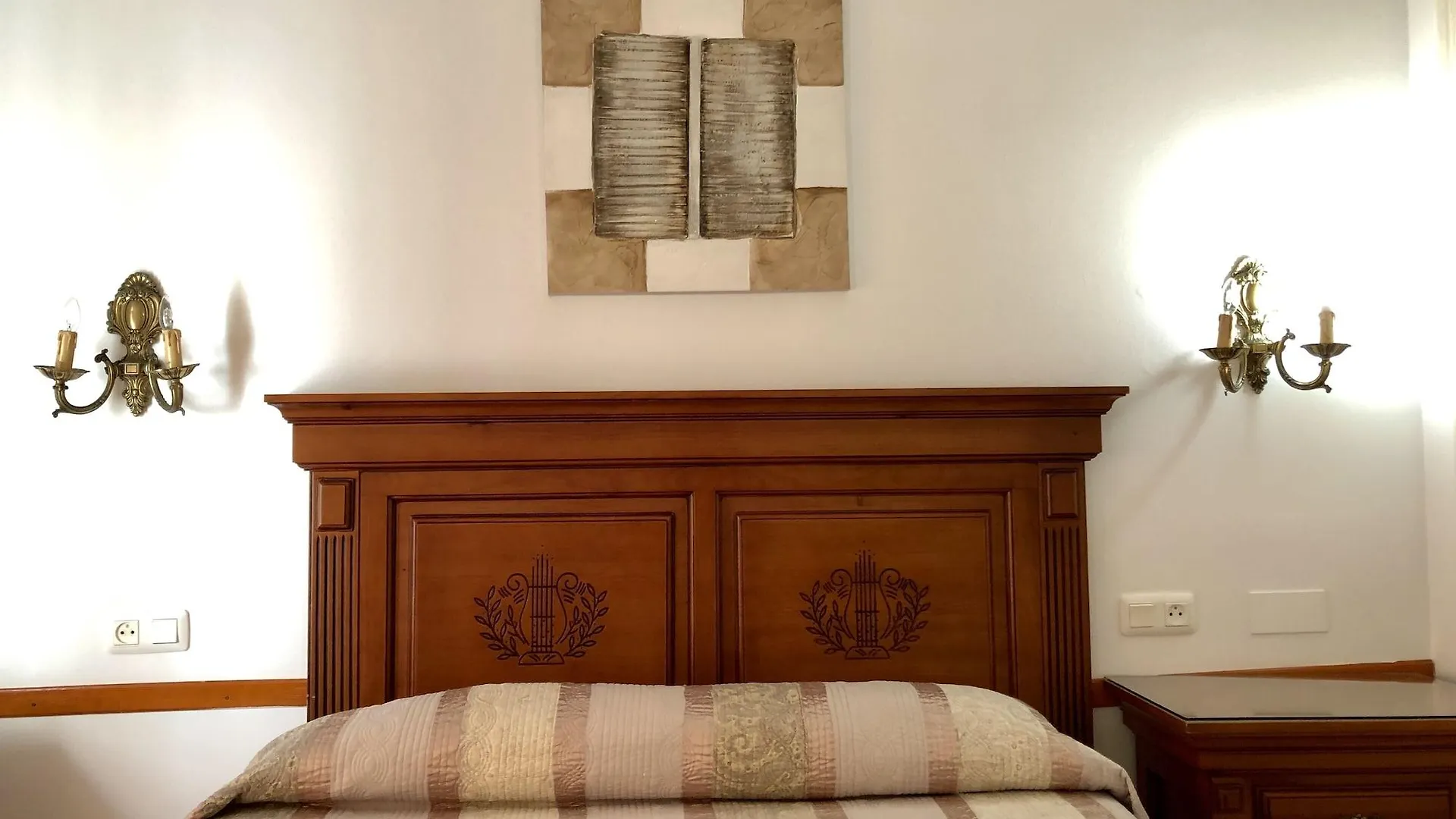 Apartamentos Dianes Holidays Nerja Spain